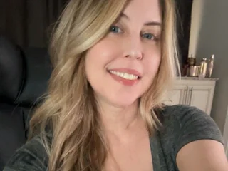 KayBayBees video