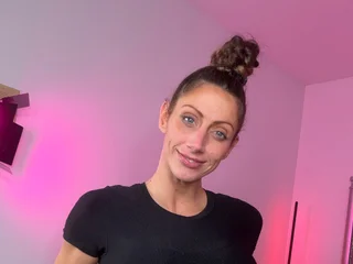 SkyeHotwife video
