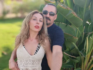 NastyKinkyCpl Uncut webcam from Romania