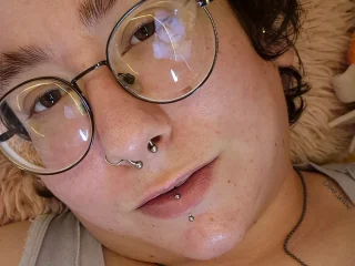 Silver_Willow Uncut webcam from United States